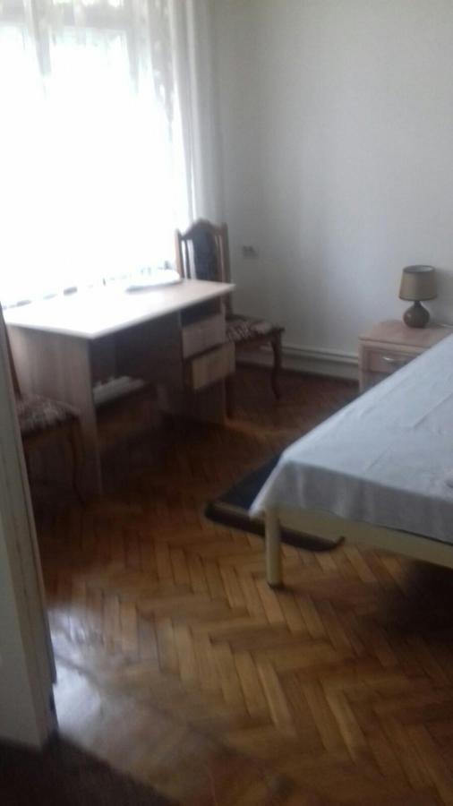 Gelena Гостьовий Двір Úzhgorod Exterior foto